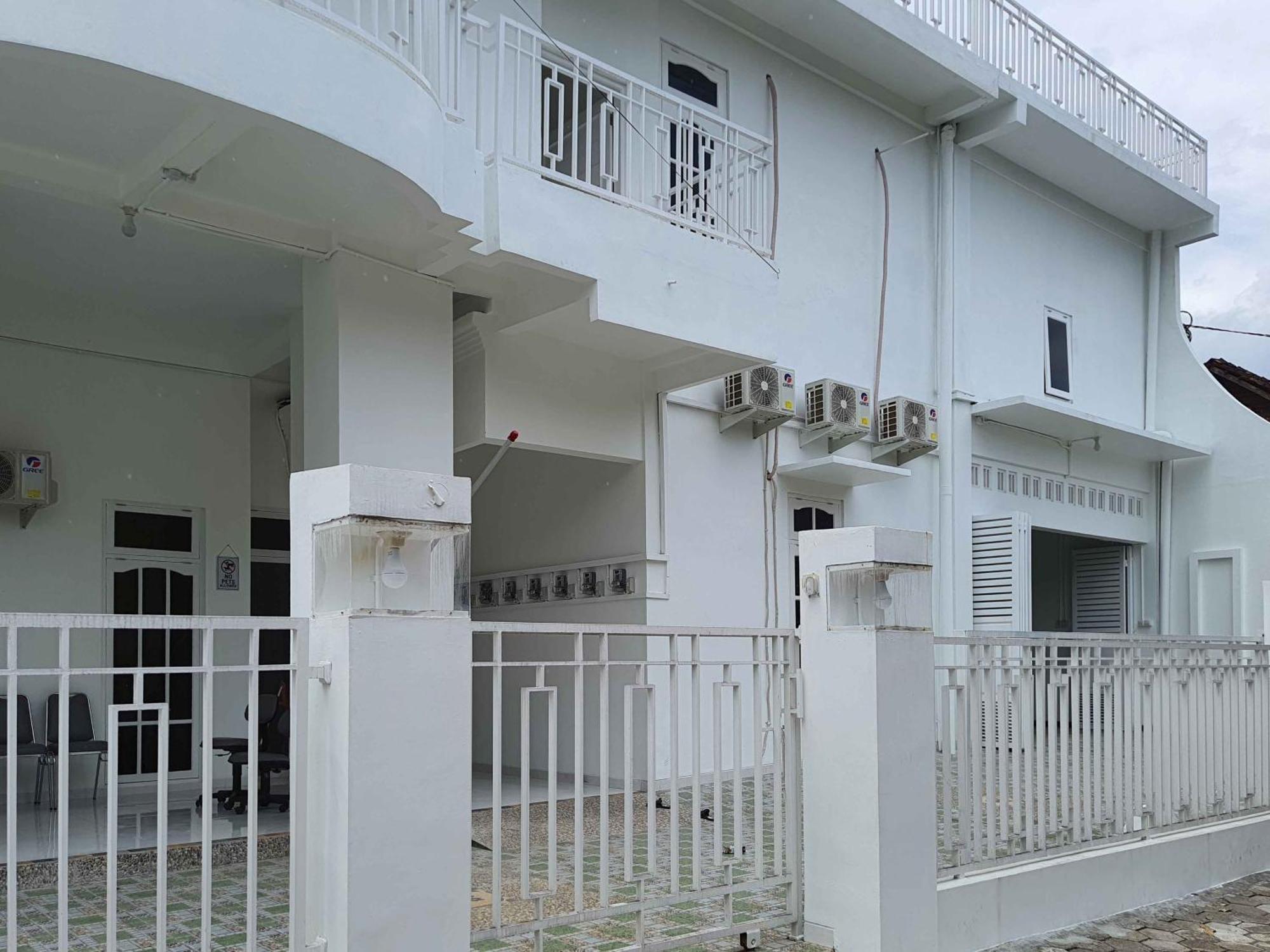 Reddoorz Syariah At Jalan Godean Otel Ngabean Dış mekan fotoğraf